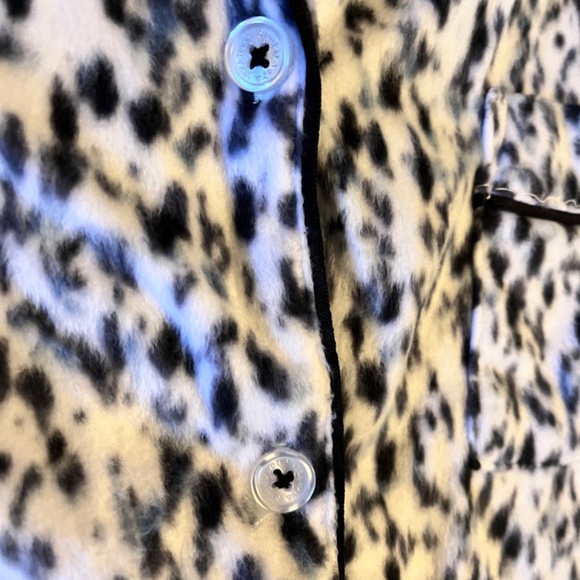 Simply Vera Wang pajamas cheetah print fleece fabric size XL - Picture 5 of 6